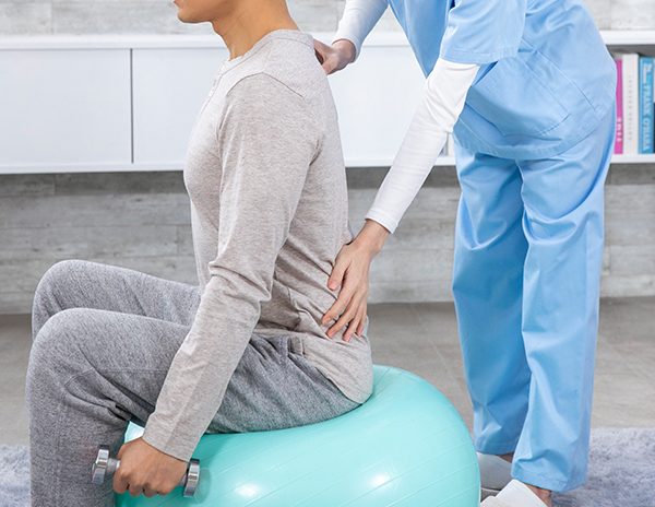 운동치료 · 교정운동 이미지